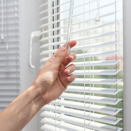 Жалюзи горизонтальные алюминиевые "Танго 25-М", Белый шелк 5101, 57,5 х 150 см, упр Правое