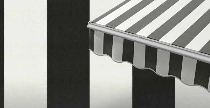 Маркиза локтевая VENTURA NEW, локти 2,5 метра, ручной привод, тент из ткани в двухцветную полоску